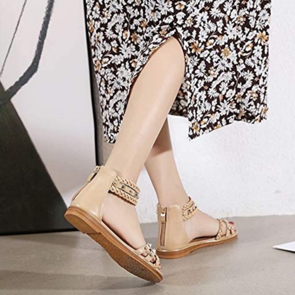 Sandals - Picture 2 of 10
